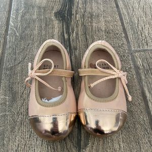 Stuart Wietzman baby girl dress shoes